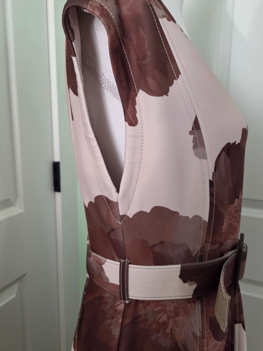 Floral V-Neck Belted Midi A-Line Dress - Picture 7 of 9